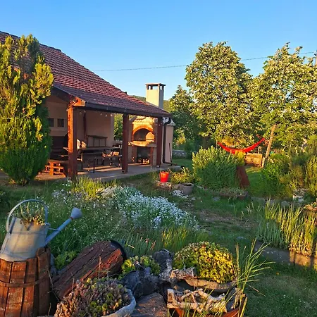 Nyaraló Vikendica Vlahic, Goranci *