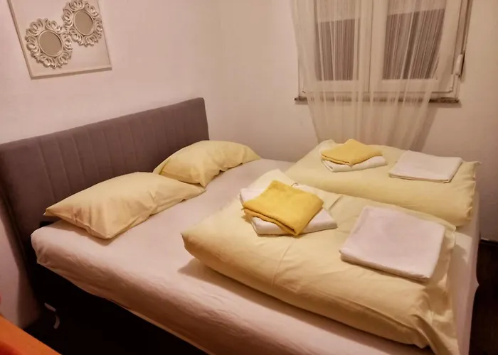 Casa de Férias Vikendica Vlahic, Goranci *