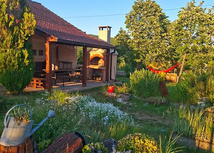 Casa de Férias Vikendica Vlahic, Goranci *